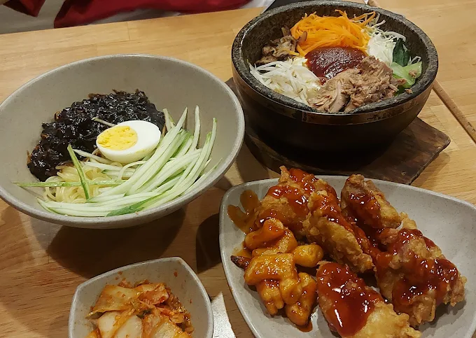 Menu Busan Korean Food Lê Văn Việt